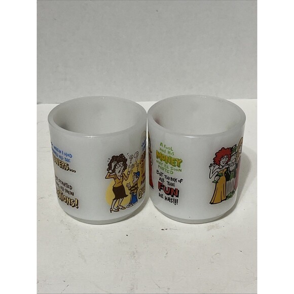 Set Of 2 Vintage Glasbake Milk Glass Coffee Tea Mugs Humor Funny Graphic 10 Oz - Picture 4 of 10